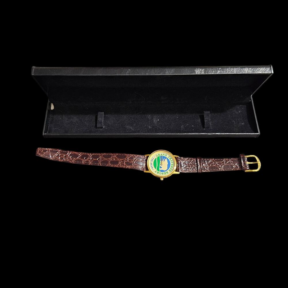 Grand Traverse Resort Bear Logo Watch Image Japan Movt Gold Tone